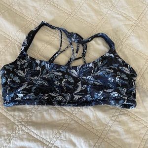 Lululemon bra